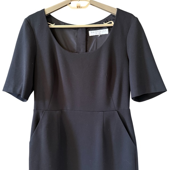 Trina Turk Black Sheath Dress Sz 12 Gold Button Back Cocktail Wedding Guest - Picture 1 of 8